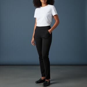 Hilary Radley Women's size small / 4 Ponte knit Pull-On Slim Leg Dress Pants